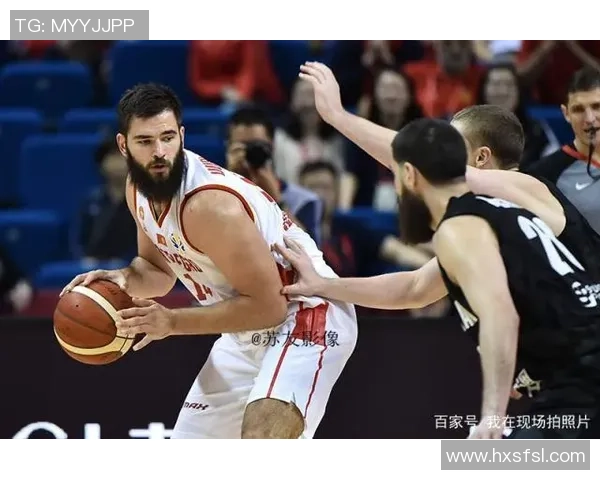 南京篮球队在世界杯中的灵活性展现与战术创新分析